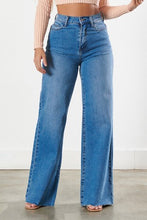 Load image into Gallery viewer, She&#39;s A Vibe Jeans
